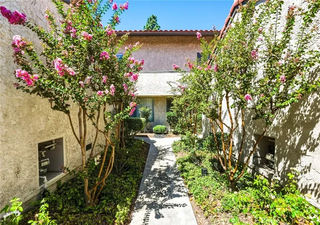 Photo 3 of Townhouse for sale at 11257 Key W Ave #3, Porter Ranch, CA 91326 | MLS# SR26193026 | Listing updated on 2026-10-04
