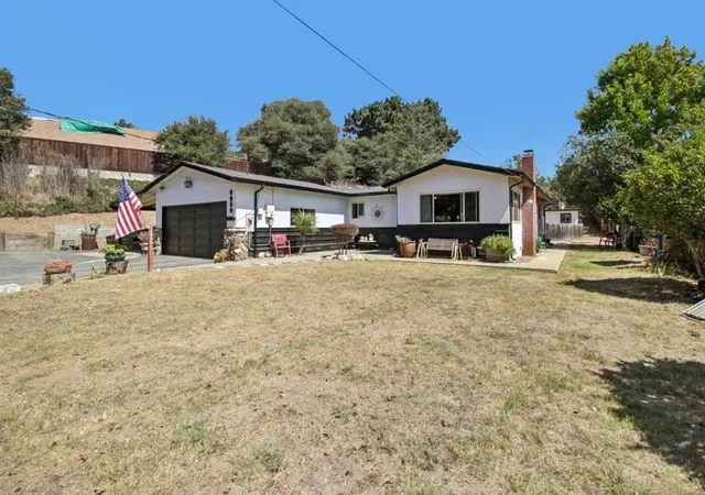 Photo 2 of Sale Pending at 8980 Oak Rd, Salinas, CA 93907 | MLS# ML82059993 | Listing updated on 2026-09-15