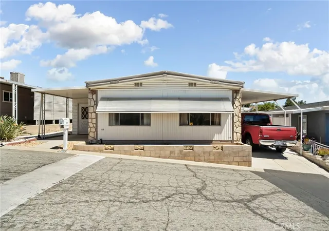 Photo 2 of Manufactured home for sale at 10320 Calimesa Blvd #202, Calimesa, CA 92320 | MLS# IG26193764 | Listing updated on 2026-09-18