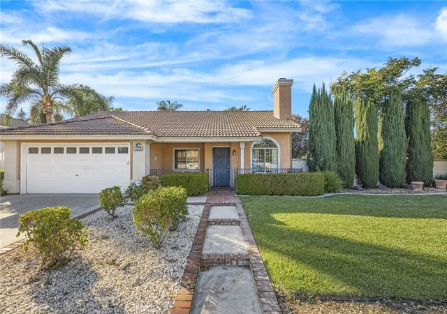 Photo 2 of Single family home for sale at 1078 Cornerstone Way, Corona, CA 92878 | MLS# IG26193516 | Listing updated on 2026-09-14