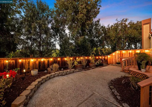 Photo 39 of Townhouse for sale at 35 Sapphire Ct, Hercules, CA 94547 | MLS# 41147116 | Listing updated on 2026-09-17