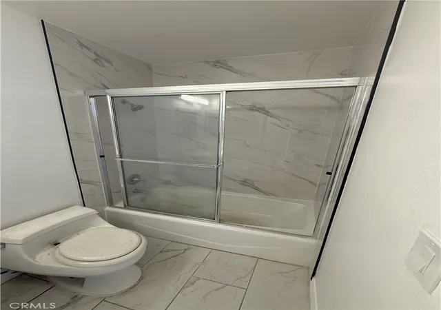 Photo 4 of Condo for sale at 700 W La Veta #E4, Orange, CA 92868 | MLS# OC26193860 | Listing updated on 2026-09-14