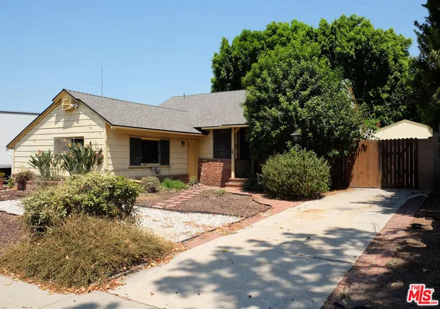 Photo 1 of Sale Pending at 12209 Crewe St, North Hollywood, CA 91605 | MLS# 26871877 | Listing updated on 2026-10-02