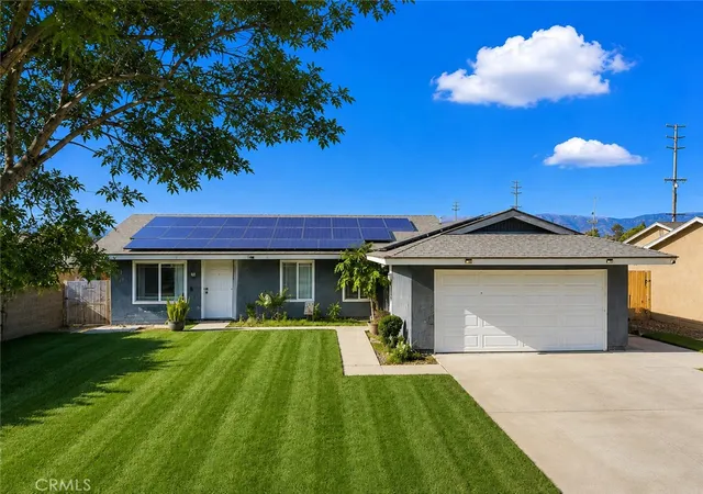 Photo 1 of Single family home for sale at 1530 Athol St, Bloomington, CA 92316 | MLS# CV26193296 | Listing updated on 2026-09-15