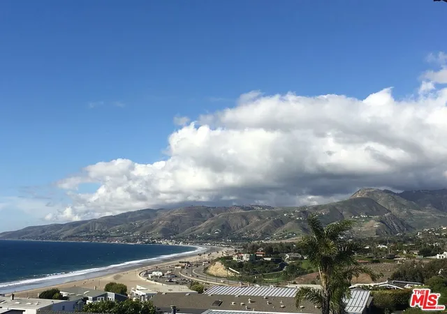 Photo 2 of Condo for sale at 6772 Shearwater Ln, Malibu, CA 90265 | MLS# 26973673 | Listing updated on 2026-09-14
