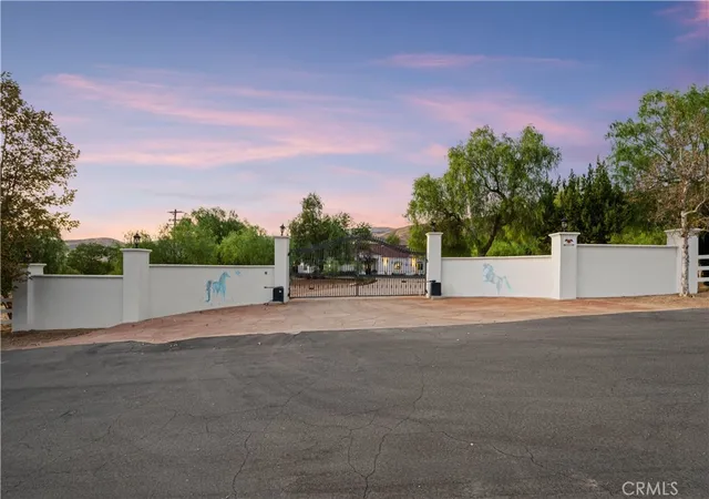 Photo 2 of Single family home for sale at 7227 Spigno Pl, Agua Dulce, CA 91390 | MLS# SR26194155 | Listing updated on 2026-09-14