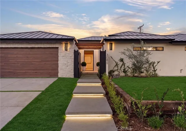 Photo 2 of Single family home for sale at 3080 Country Clb Dr, Costa Mesa, CA 92626 | MLS# OC26193610 | Listing updated on 2026-09-15