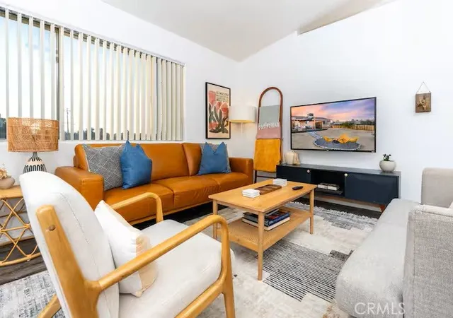 Photo 4 of Single family home for sale at 61620 Crest Cir, Joshua Tree, CA 92252 | MLS# JT26193255 | Listing updated on 2026-09-15