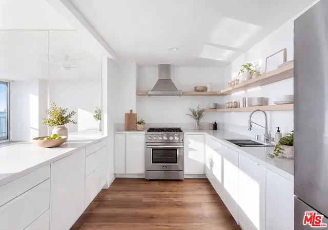 Photo 3 of Condo for sale at 17350 W Sunset Blvd #703C, Pacific Palisades, CA 90272 | MLS# 26975785 | Listing updated on 2026-09-28