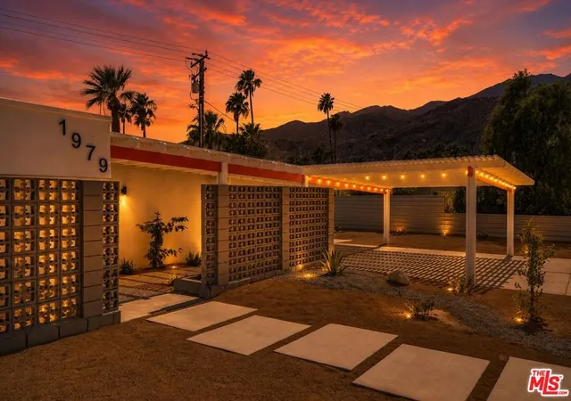 Photo 3 of Single family home for sale at 1979 E Alejo Rd, Palm Springs, CA 92262 | MLS# 26976295 | Listing updated on 2026-09-14