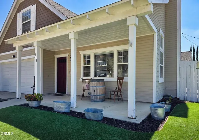 Photo 3 of Single family home for sale at 675 Ash Cir, Fillmore, CA 93015 | MLS# V1-38560 | Listing updated on 2026-09-21