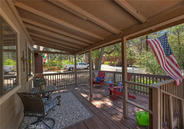 Photo 3 of Single family home for sale at 327 Wabash, Sugarloaf, CA 92386 | MLS# IG26194378 | Listing updated on 2026-09-14