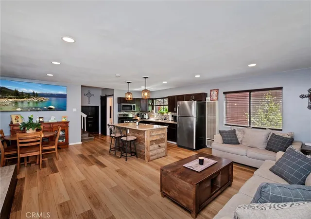 Photo 3 of Single family home for sale at 327 Wabash, Sugarloaf, CA 92386 | MLS# IG26194378 | Listing updated on 2026-09-14