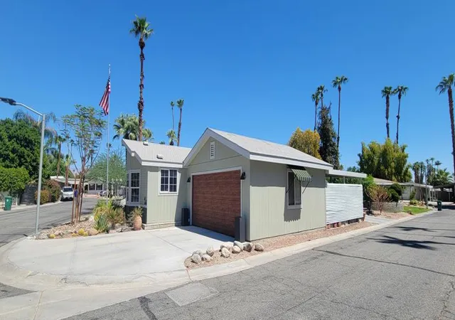 Photo 4 of Manufactured home for sale at 502 Cerritos Way, Cathedral City, CA 92234 | MLS# 219152301PS | Listing updated on 2026-09-16