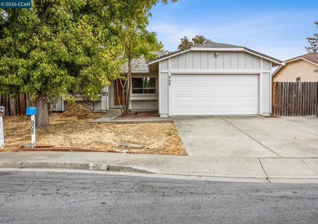 Photo 2 of Single family home for sale at 905 Heron Dr, Suisun City, CA 94585 | MLS# 41147198 | Listing updated on 2026-09-14