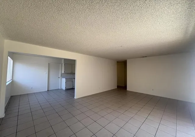 Photo 3 of Sale Pending at 3257 Sacramento Dr, Merced, CA 95348 | MLS# ML82060129 | Listing updated on 2026-09-15