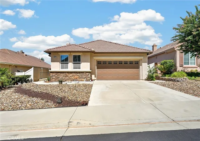 Photo 3 of Sale Pending at 14707 Grandview Dr, Moreno Valley, CA 92555 | MLS# IV26193936 | Listing updated on 2026-09-15