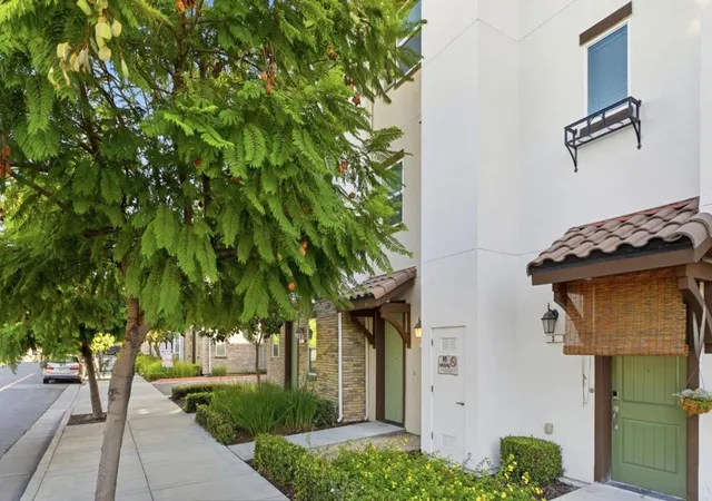 Photo 2 of Condo for sale at 2756 Goble #2, San Jose, CA 95111 | MLS# ML82060136 | Listing updated on 2026-09-15