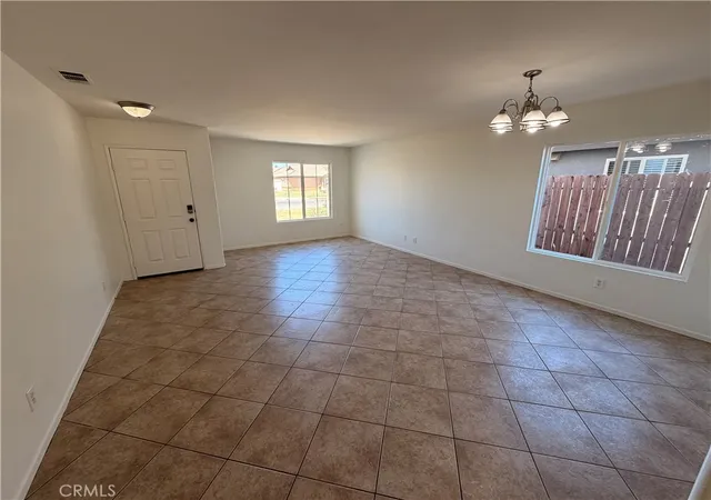 Photo 3 of Single family home for sale at 1392 Oak Hvn, Hemet, CA 92545 | MLS# IV26193217 | Listing updated on 2026-09-14