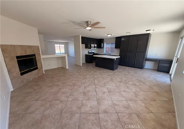 Photo 4 of Single family home for sale at 1392 Oak Hvn, Hemet, CA 92545 | MLS# IV26193217 | Listing updated on 2026-09-14