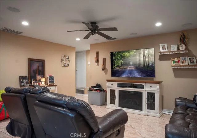 Photo 3 of Sale Pending at 616 S Belden, Rialto, CA 92376 | MLS# CV26194573 | Listing updated on 2026-10-05