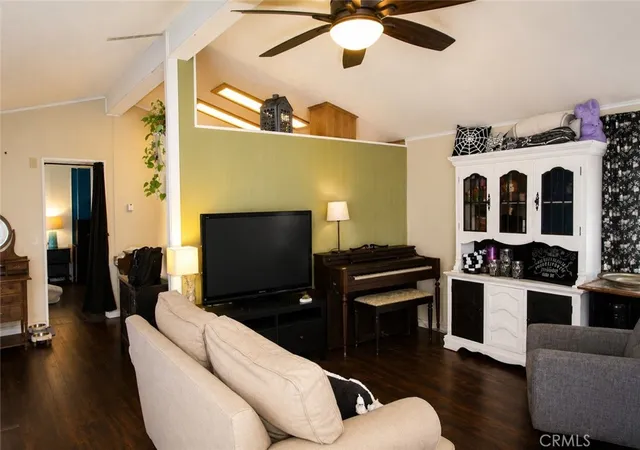 Photo 3 of Manufactured home for sale at 80 Huntington #513, Huntington Beach, CA 92648 | MLS# OC26194580 | Listing updated on 2026-09-14