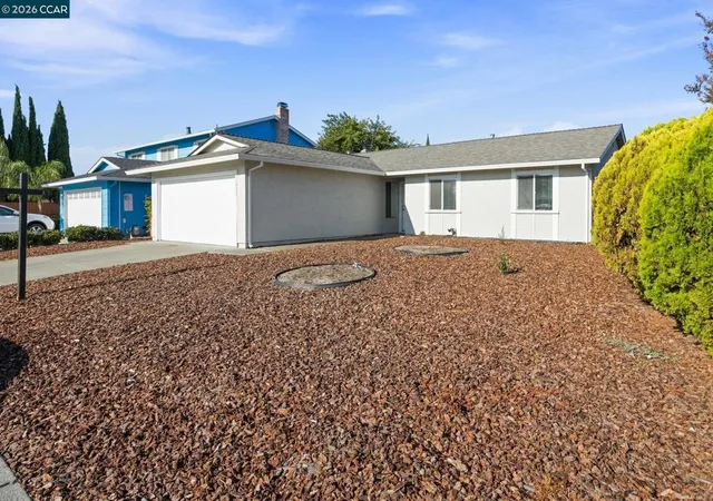 Photo 3 of Single family home for sale at 1012 Humphrey Dr, Suisun City, CA 94585 | MLS# 41147230 | Listing updated on 2026-09-14