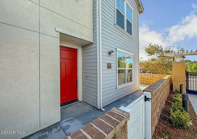 Photo 3 of Townhouse for sale at 1953 Cottage Dr #6, Simi Valley, CA 93065 | MLS# 226004225 | Listing updated on 2026-09-25
