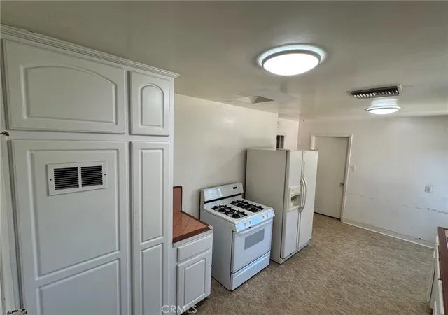 Photo 4 of Single family home for sale at 517 Lemon, Redlands, CA 92374 | MLS# RS26194662 | Listing updated on 2026-09-14