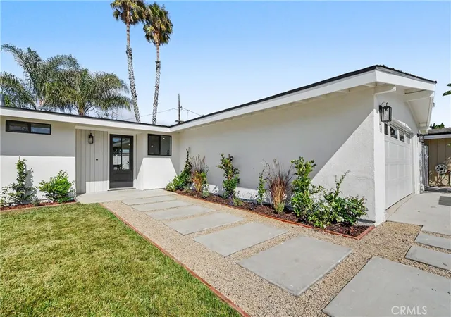 Photo 1 of Single family home for sale at 2425 Bowdoin, Costa Mesa, CA 92626 | MLS# OC26194250 | Listing updated on 2026-10-04
