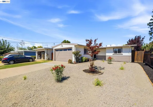 Photo 3 of Sale Pending at 3747 Independence Rd, Fremont, CA 94538 | MLS# 41147247 | Listing updated on 2026-09-17