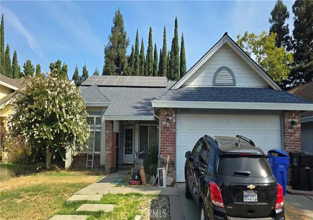 Photo 2 of Single family home for sale at 5609 Spring Crk, Elk Grove, CA 95758 | MLS# OC26194798 | Listing updated on 2026-09-14