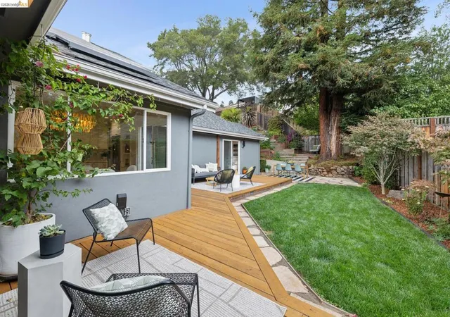 Photo 2 of Sale Pending at 626 Caldwell Rd, Oakland, CA 94611 | MLS# 41147254 | Listing updated on 2026-09-15