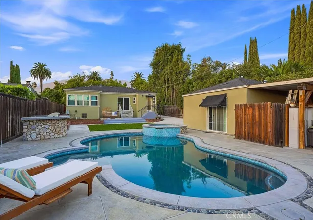 Photo 1 of Single family home for sale at 1770 1772 Paloma St, Pasadena, CA 91104 | MLS# MB26171171 | Listing updated on 2026-09-25
