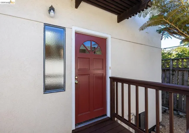Photo 4 of Single family home for sale at 1269 Hopkins St, Berkeley, CA 94702 | MLS# 41147279 | Listing updated on 2026-09-15