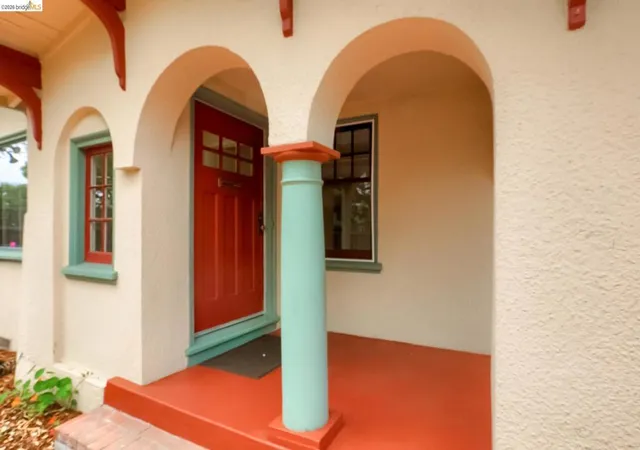 Photo 2 of Single family home for sale at 1265 Hopkins St, Berkeley, CA 94702 | MLS# 41147280 | Listing updated on 2026-09-15