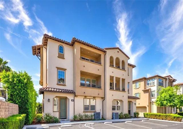 Townhouse for sale at 1220 W La Habra Blvd #502, La Habra, CA 90631 | MLS# PW26193491