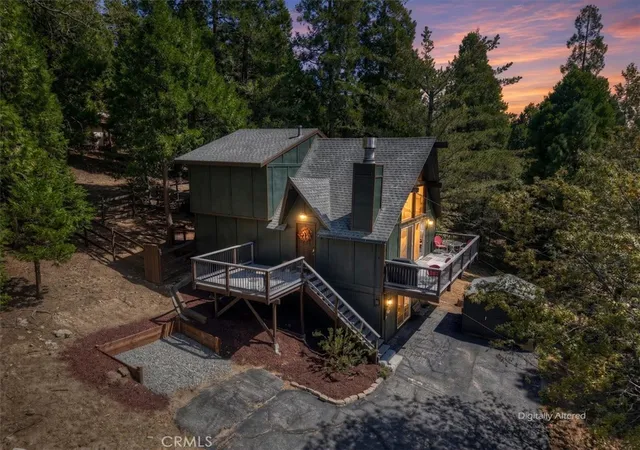 Photo 1 of Single family home for sale at 27230 Peninsula, Lake Arrowhead, CA 92352 | MLS# IG26195152 | Listing updated on 2026-09-26