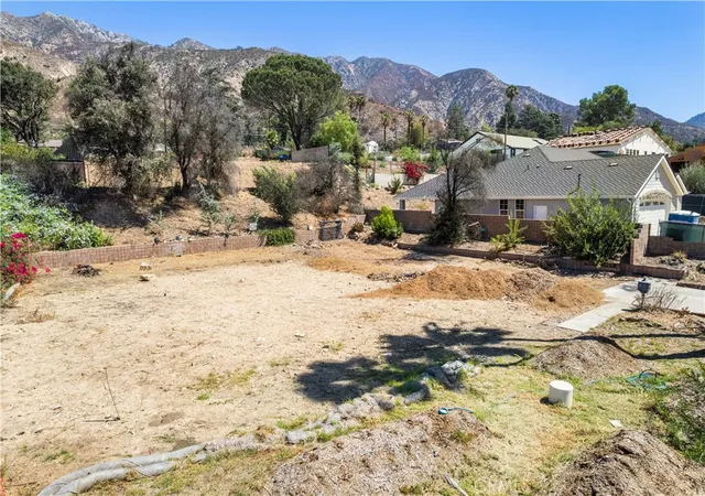 Photo 1 of Sale Pending at 523 E Mount Curv, Altadena, CA 91001 | MLS# AR26195076 | Listing updated on 2026-09-23