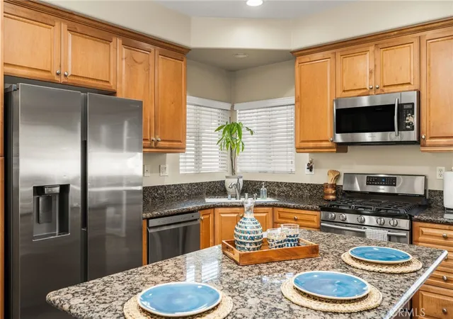Photo 4 of Townhouse for sale at 5913 Cypress Point, Long Beach, CA 90808 | MLS# PW26195238 | Listing updated on 2026-09-14