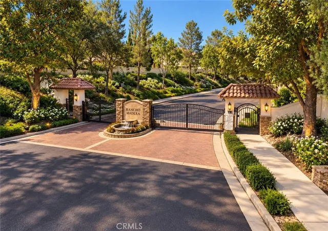 Photo 2 of Sale Pending at 45514 Caminito Avila, Temecula, CA 92592 | MLS# SW26195236 | Listing updated on 2026-09-15