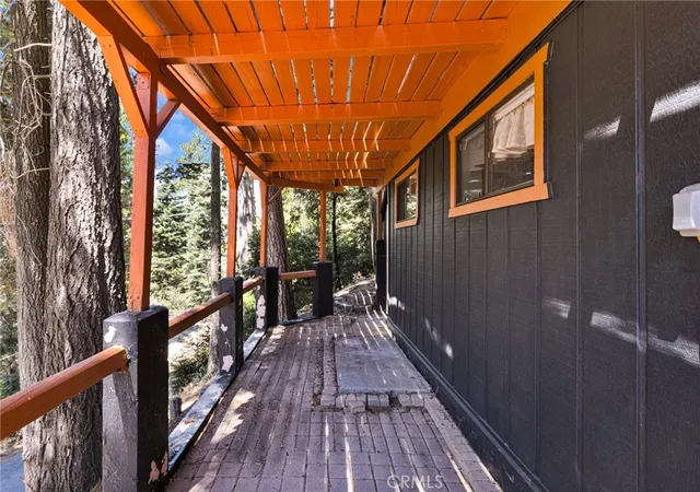 Photo 4 of Single family home for sale at 739 Lake, Skyforest, CA 92385 | MLS# HD26190959 | Listing updated on 2026-09-14