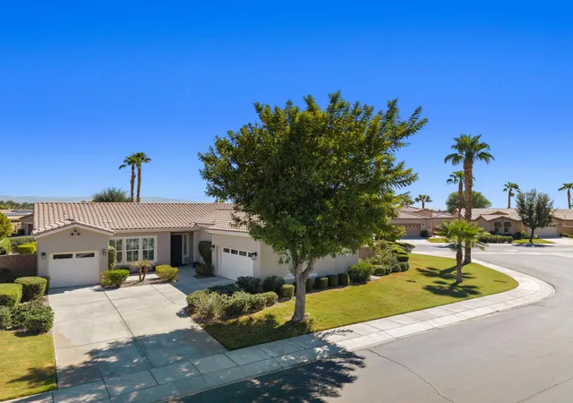 Photo 3 of Single family home for sale at 81960 Golden Star Way, La Quinta, CA 92253 | MLS# 219152367DA | Listing updated on 2026-10-04