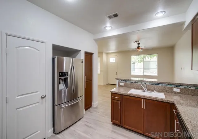 Photo 4 of Townhouse for sale at 1672 Puffin #3, Chula Vista, CA 91913 | MLS# 260021895SD | Listing updated on 2026-09-14