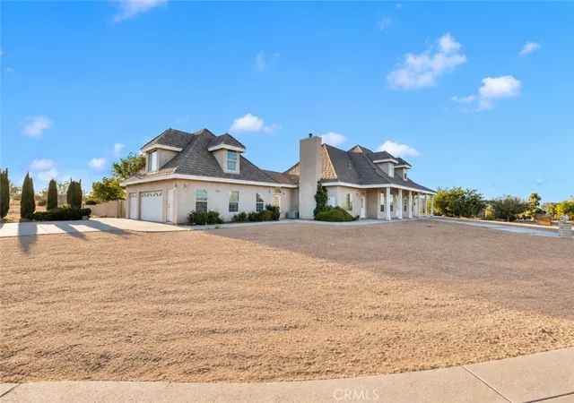Photo 4 of Single family home for sale at 8250 Cataba, Hesperia, CA 92344 | MLS# HD26195426 | Listing updated on 2026-09-15