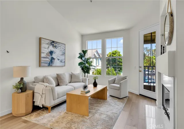 Photo 4 of Condo for sale at 402 Bay Berry Pl, Encinitas, CA 92024 | MLS# LG26195398 | Listing updated on 2026-09-15