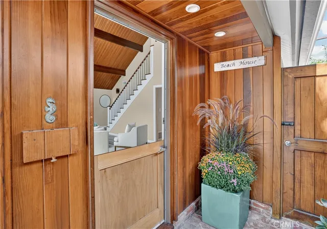 Photo 4 of Single family home for sale at 1706 E Ocean Blvd, Newport Beach, CA 92661 | MLS# NP26195233 | Listing updated on 2026-09-15