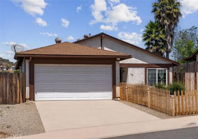 Photo 2 of Single family home for sale at 1458 Kent, Escondido, CA 92027 | MLS# PT26195489 | Listing updated on 2026-09-14