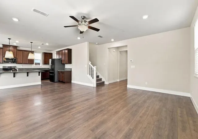 Photo 3 of Single family home for sale at 10068 Carinata Dr, Elk Grove, CA 95757 | MLS# ML82058871 | Listing updated on 2026-09-15