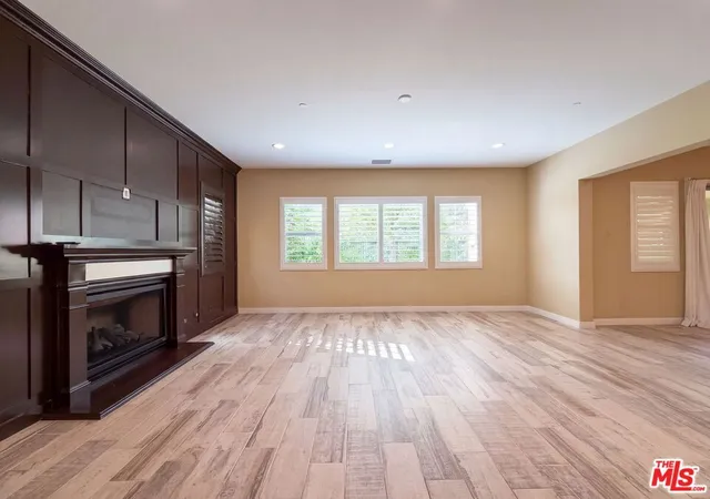 Photo 3 of Single family home for sale at 627 E Orange Blossom Way, Azusa, CA 91702 | MLS# 26984781 | Listing updated on 2026-10-01